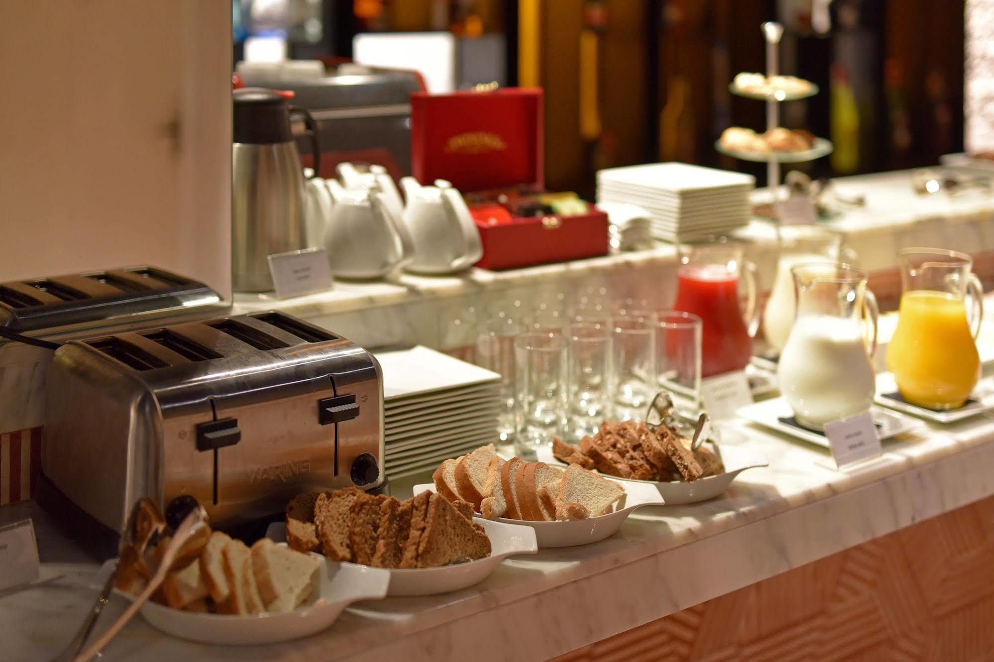 Hotel Luciano K ซานติอาโก ภายนอก รูปภาพ