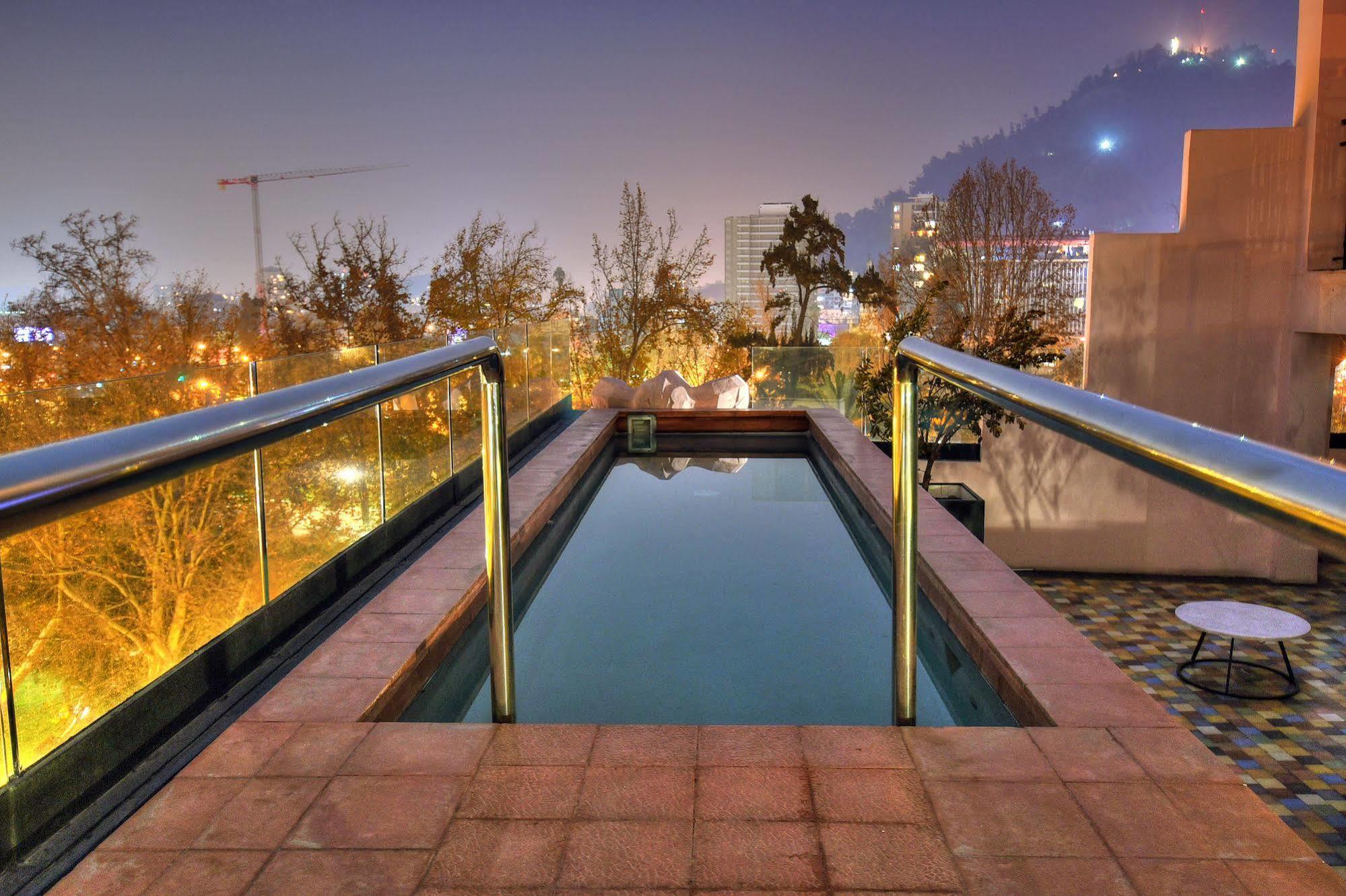 Hotel Luciano K ซานติอาโก ภายนอก รูปภาพ